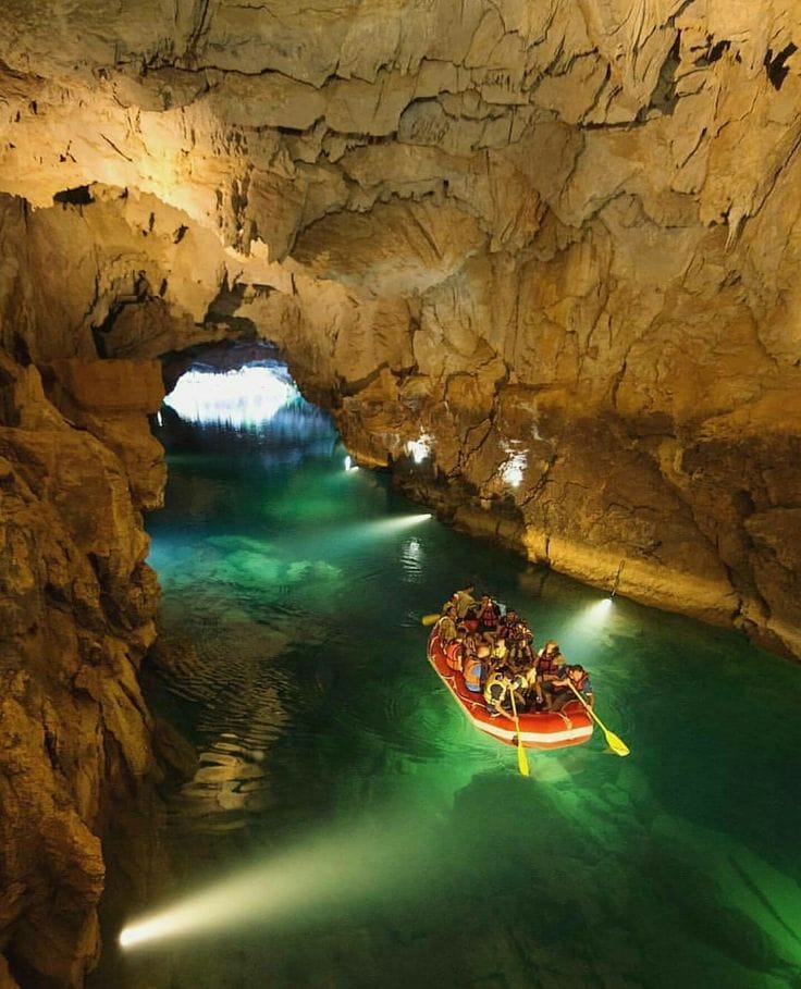Antalya, Altınbeşik mağarası